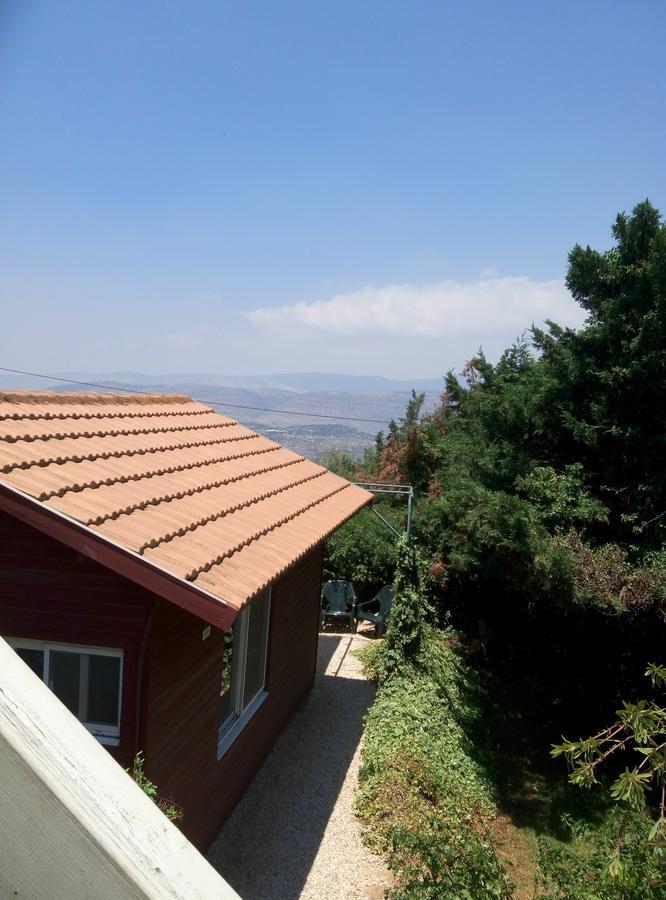 Вілла Cabin In The View Hararit Екстер'єр фото